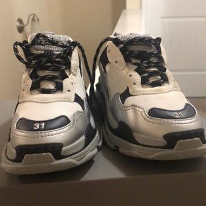 Balenciaga Kid shoes Size 31=1